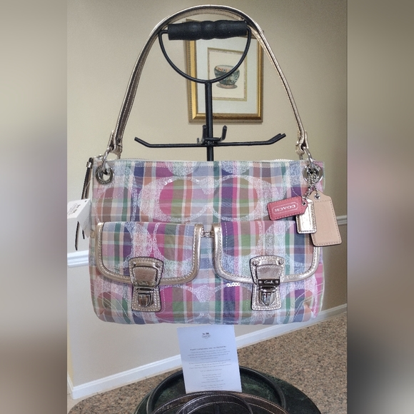 Coach Handbags - NWT Coach Poppy Madras plaid sequedad multicolor Hippie Cross body